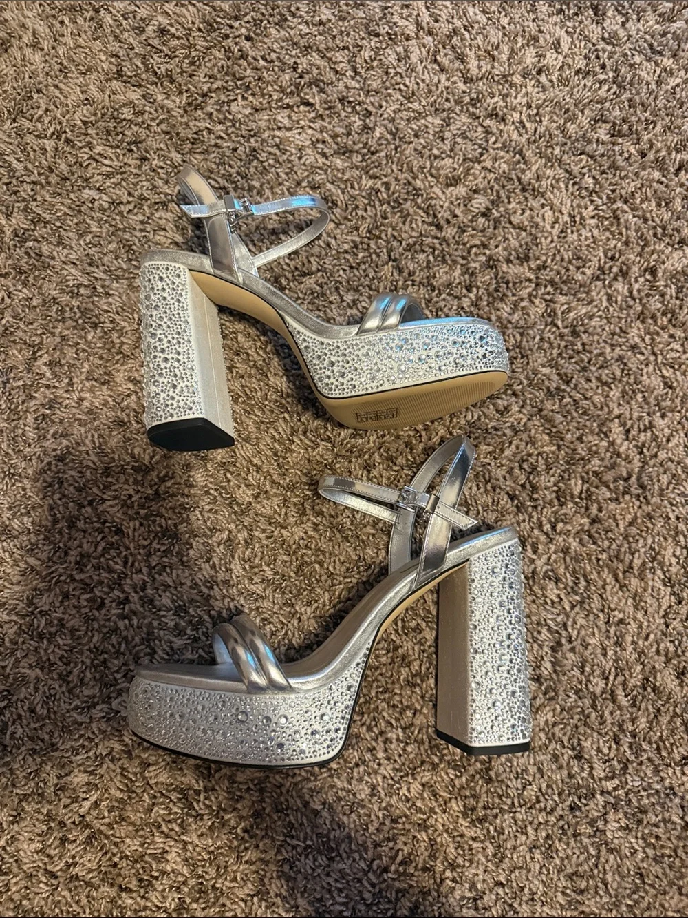 NIB! MK Laci Platform Sandals
